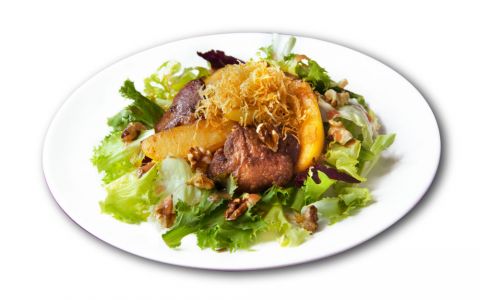 Теплый салат с печенью и кус-кусом Теплый салат с печенью и кус-кусом