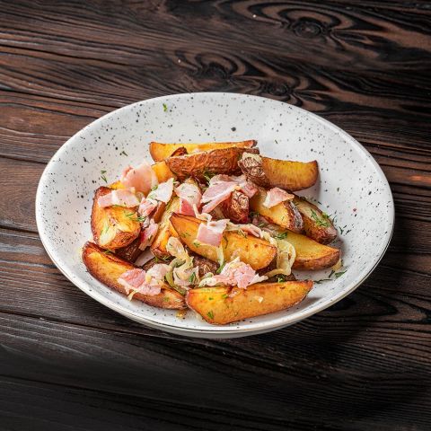 Картофель с беконом (200г)