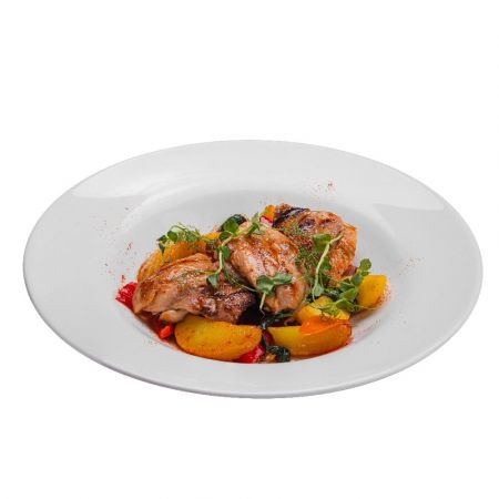 Стейк куриного бедра с овощами в кисло-сладком соусе (145/190г) Стейк куриного бедра с овощами в кисло-сладком соусе (145/190г)
